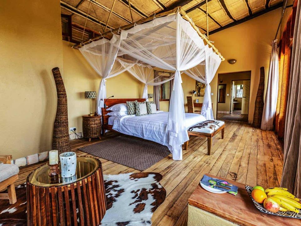 Kyambura Gorge Lodge